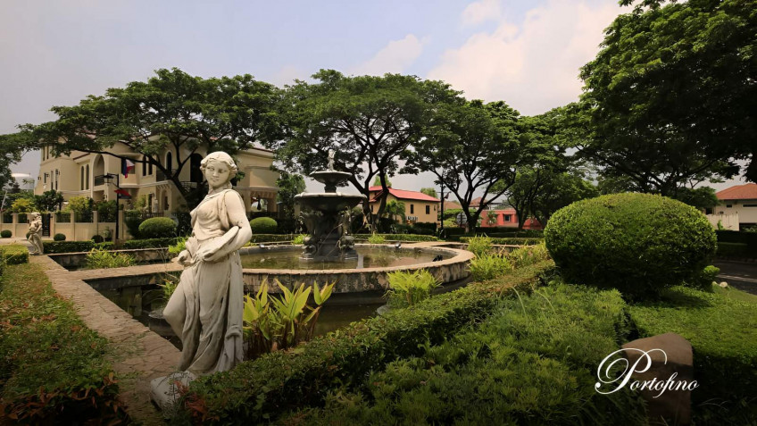 Ghiberti Luxury House | Pre-Selling for Sale in an Exclusive Subdivision Las Piñas