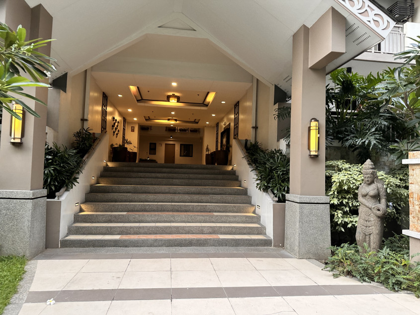 Rent or Sale 3 Bedrooms 2 T&B For Sale In Alea Residences Bacoor City