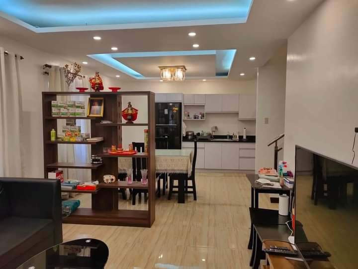 House & Lot With Warehouse For Sale In Dasmariñas Cavite