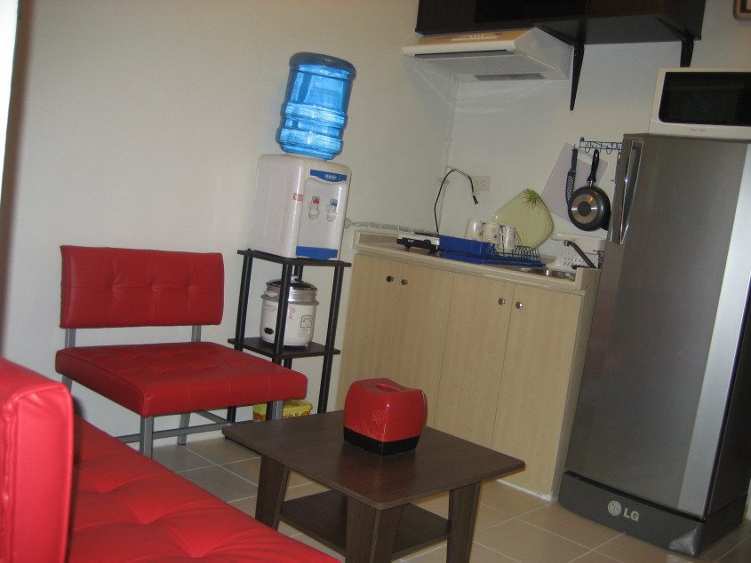 Furnished 1 Bedroom Condo For Rent Royal Palm Villa Las Piñas