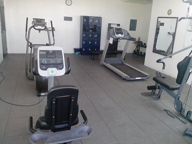 Furnished 1 Bedroom Condo For Rent Royal Palm Villa Las Piñas