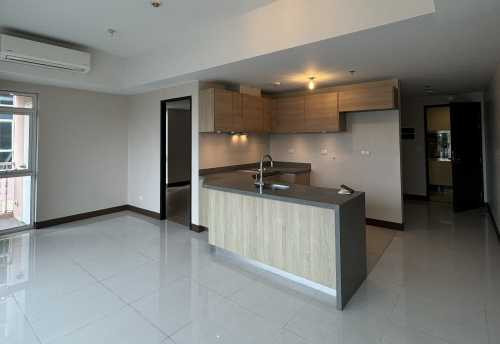 Rent to own 1 Bedroom Condo for sale in St. Mark Residences McKinley Hill near Enderun