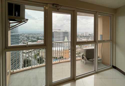 Rent To Own 2 Bedroom Condo For Sale In St. Mark Residences McKinley Hill