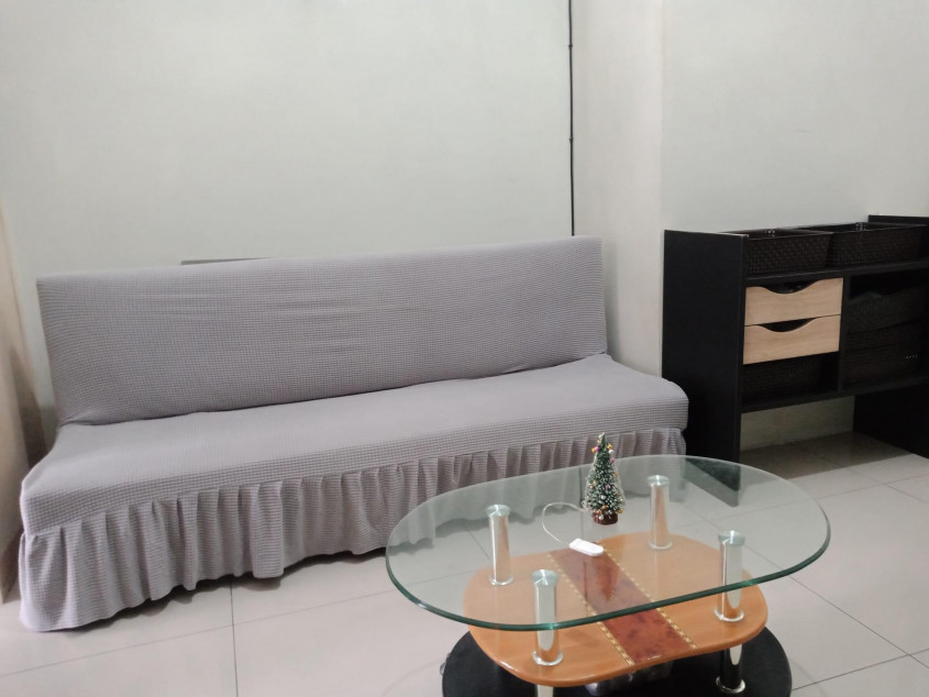 8th Floor, Unit 818 Tower B SM Jazz Residences Makati