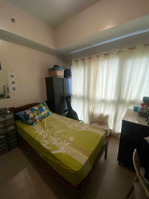 For Sale Only Bayshore Residential Resort 1 Executive Studio Unit With Parking In Parañaque