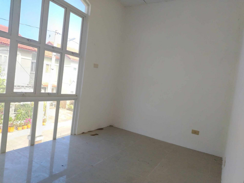 House And Lot For Sale In Bellefort Estates Molino Bacoor, Cavite