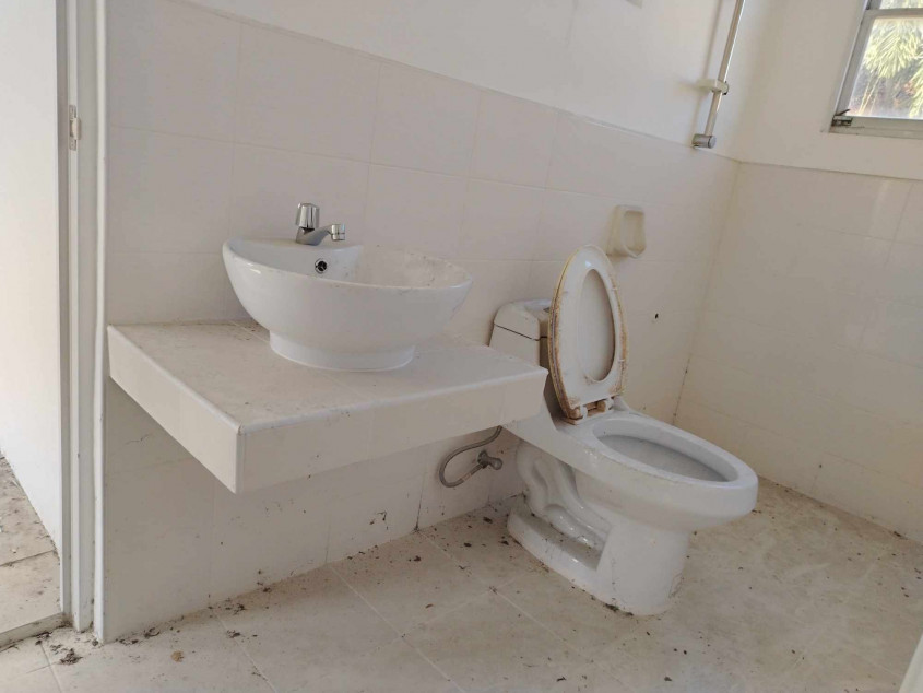 House And Lot For Sale In Bellefort Estates Molino Bacoor, Cavite