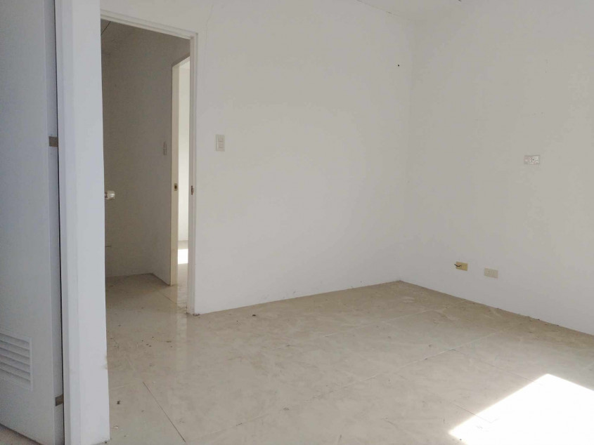 House And Lot For Sale In Bellefort Estates Molino Bacoor, Cavite