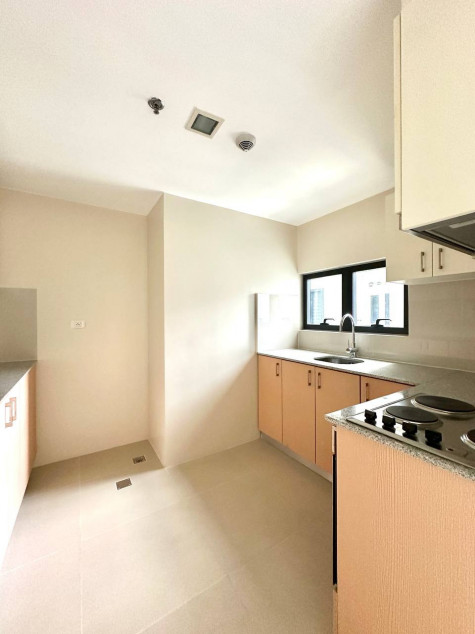 Rent to own 2 Bedroom Condo unit For Sale in Greenbelt Hamilton Makati