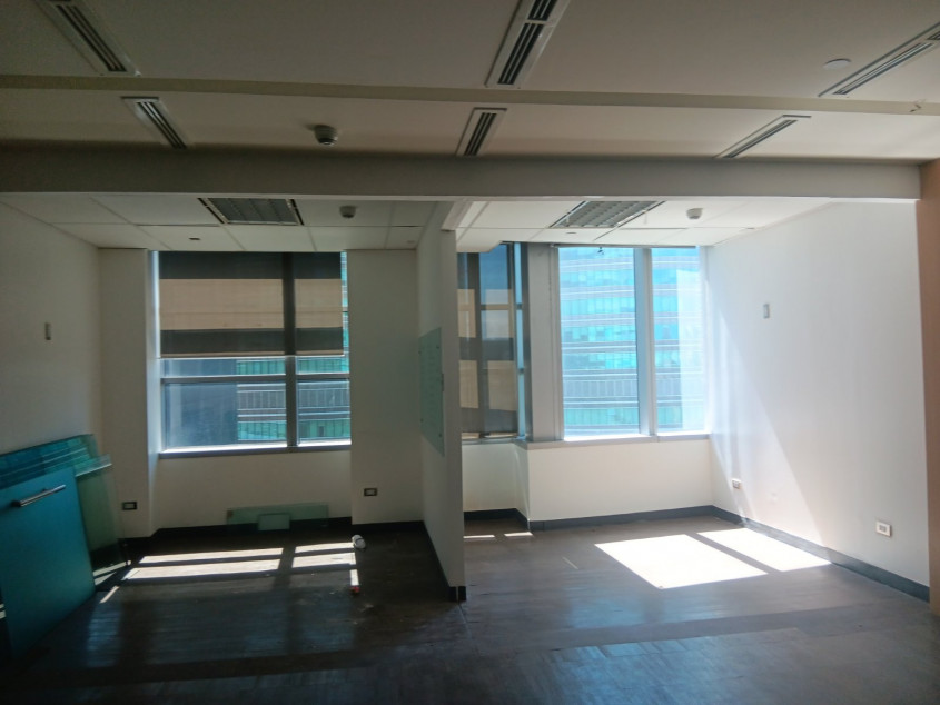 For Lease! 700 SQM Office Space In Alabang, Muntinlupa City