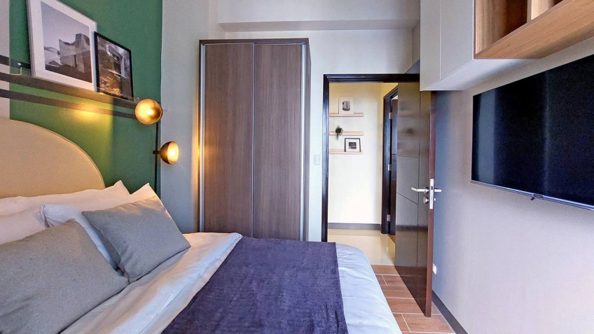 For Sale 3 Bedroom Rent To Own Condo In St. Moritz Mckinley West Near High Street