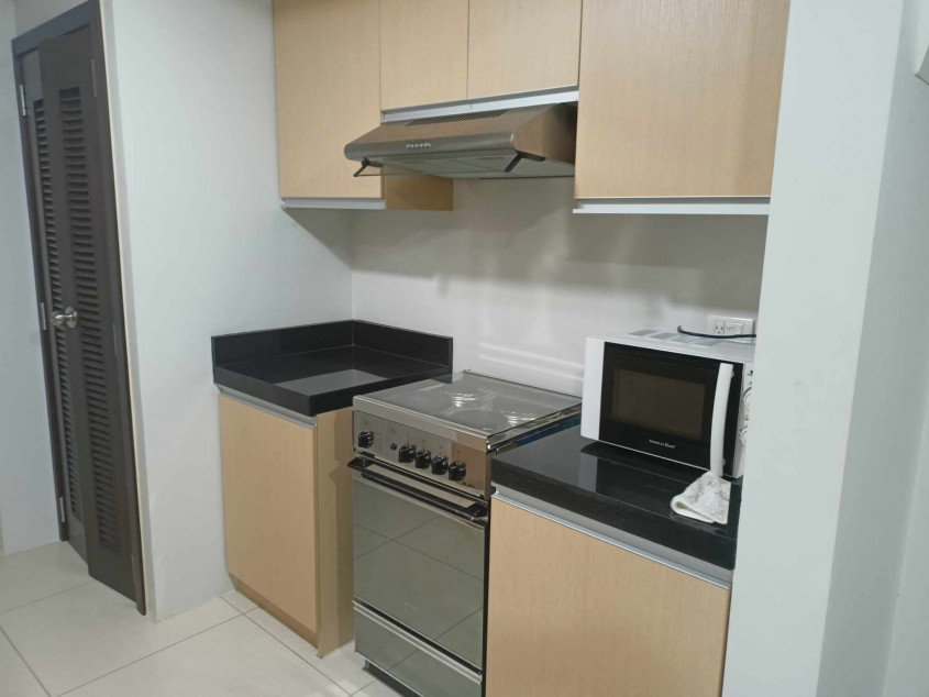 1 BR For Sale At Escala Salcedo, Makati