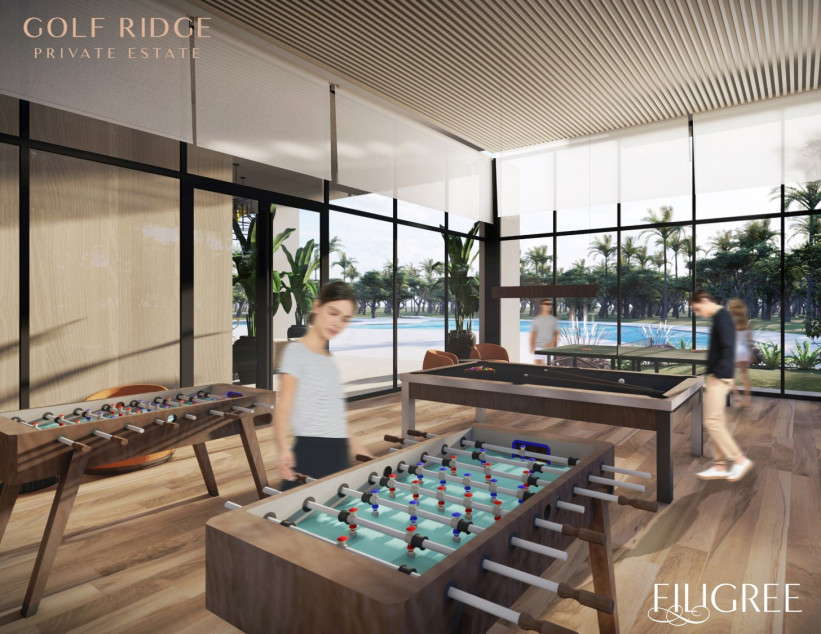 Visual Reference: Luxurious Penthouse Country Club Lifestyle Golf Course View In Clark