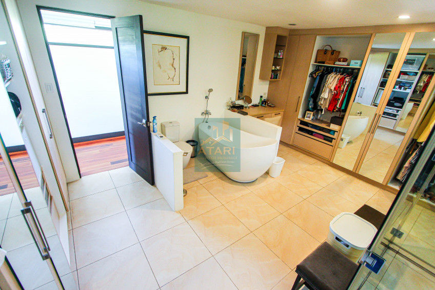 Luxury Oasis: 5-Bedroom House & Lot with Pool, Mountain Views in Maria Luisa Estate Park Cebu City