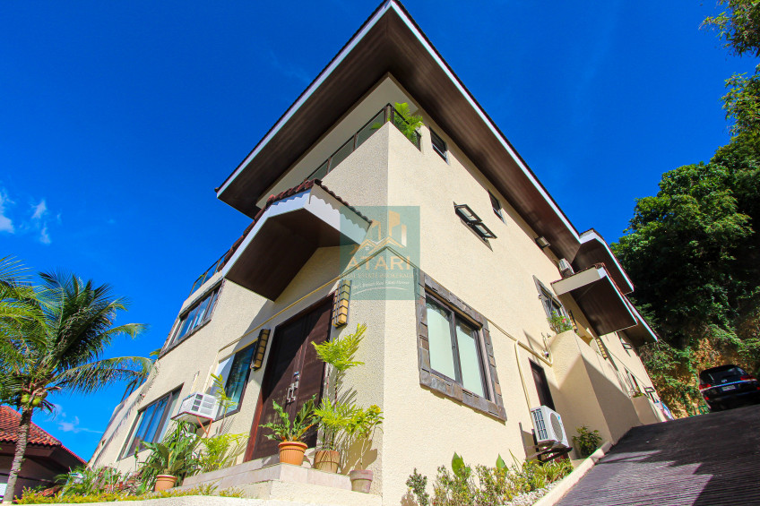 Luxury Oasis: 5-Bedroom House & Lot with Pool, Mountain Views in Maria Luisa Estate Park Cebu City