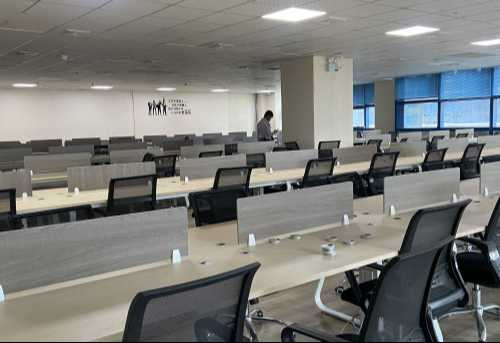 Fully Furnished Office Space For Lease In Makati City With Wide Area Of 3600 SQM