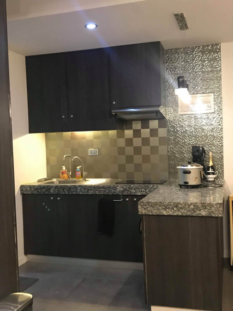 Furnished 1 BR Unit With Parking At ADB Avenue, Ortigas