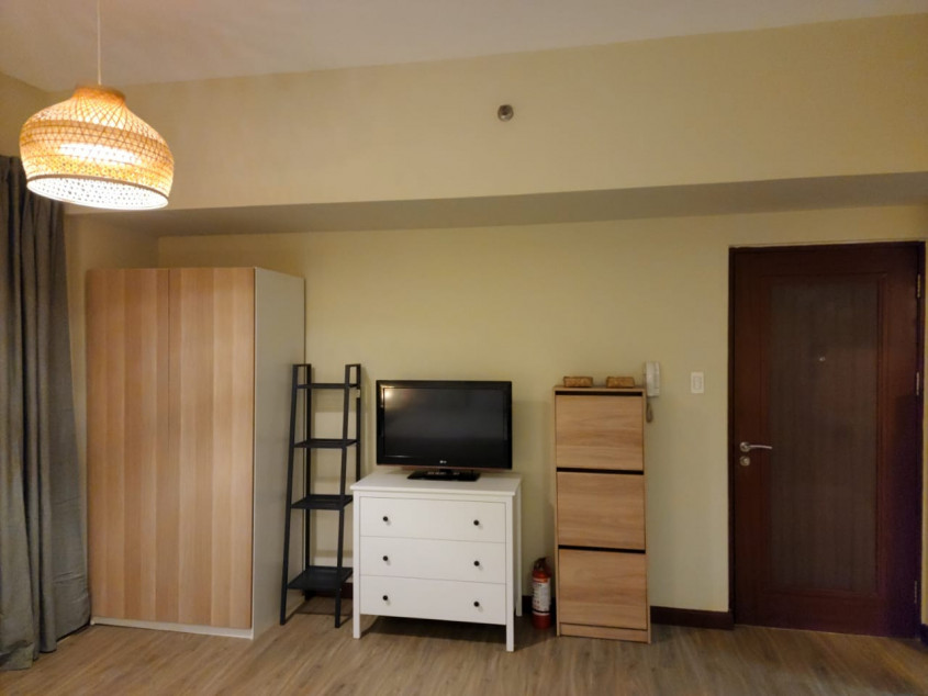 FOR RENT Fully Furnished Studio Unit In Mosaic Towers Makati City Near Greenbelt Malls