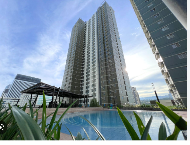 Corner Unit At 25th Floor With Seaview (Cebu)