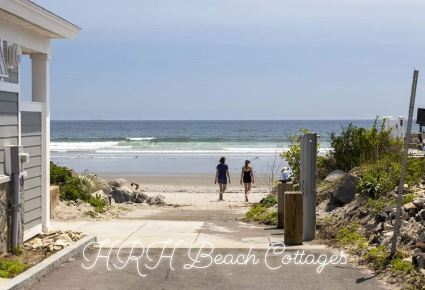 Modern Beach Cottage In A Community Setting (Puerto Princesa, Palawan)