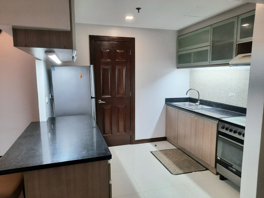 Elegant 3-Bedroom At Avalon Condominium, Ayala San Juan, Manila