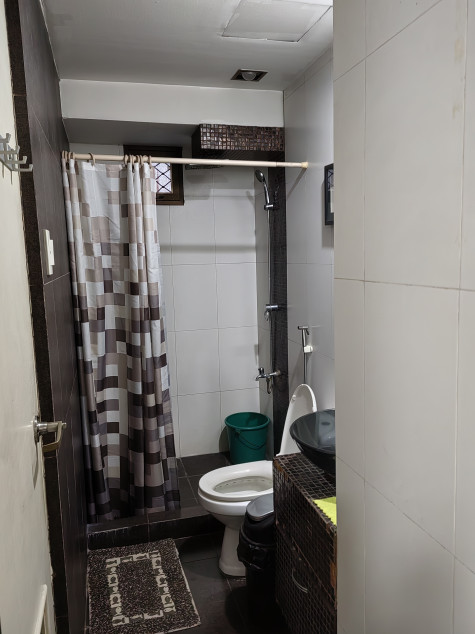 Condo Unit For Sale In Forbeswood Heights, BGC