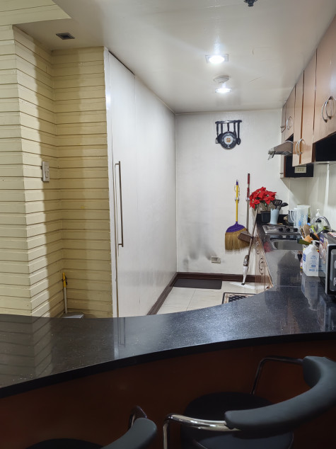 Condo Unit For Sale In Forbeswood Heights, BGC