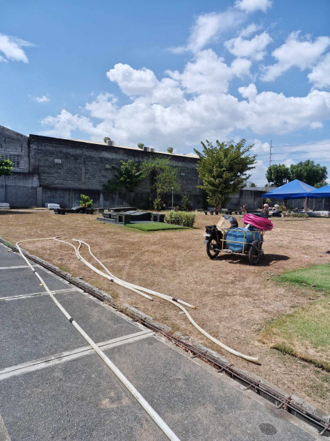 Lot For Sale In Loyola Memorial, Sucat