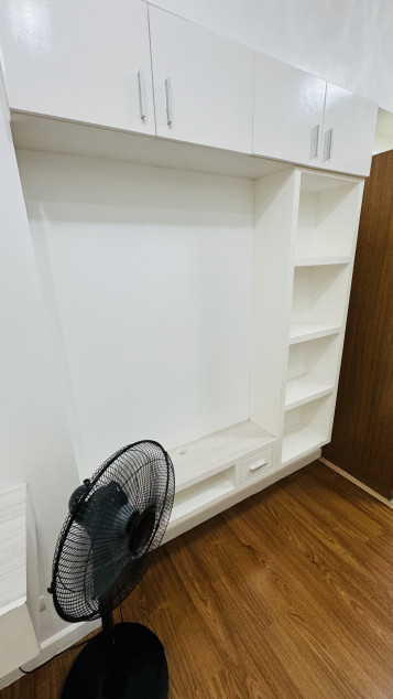 Free Wifi: Eton Tower Makati Semi Furnished Condo For Rent