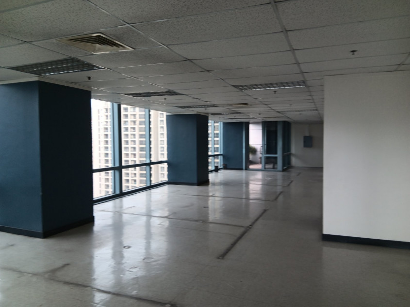 For Lease! Office Space In Makati City - 330 SQM