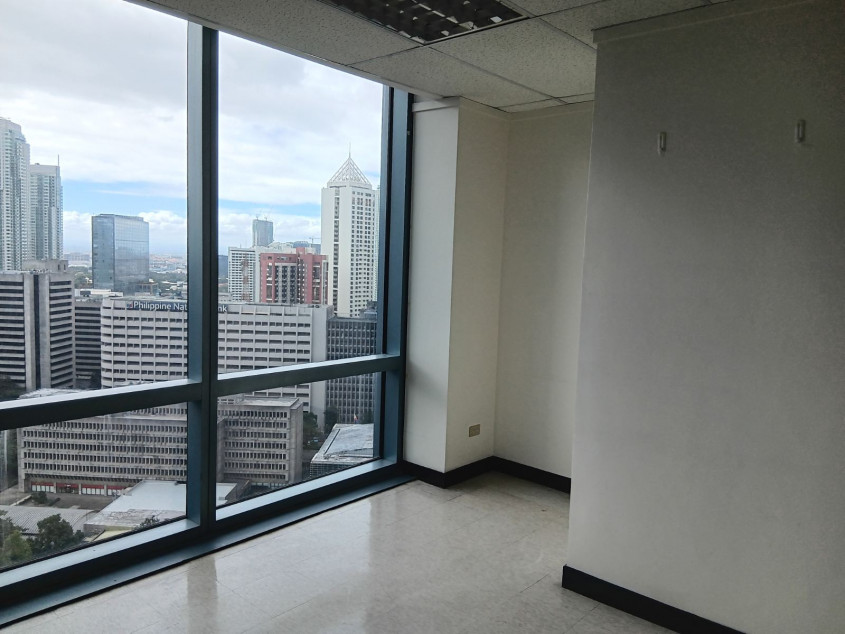 For Lease! Office Space In Makati City - 330 SQM