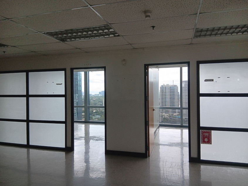 For Lease! Office Space In Makati City - 330 SQM