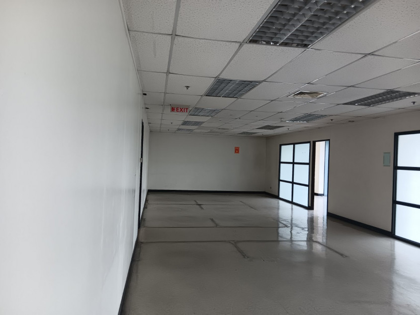 For Lease! Office Space In Makati City - 330 SQM
