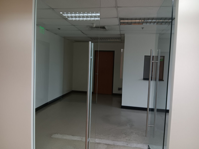 For Lease! Office Space In Makati City - 330 SQM