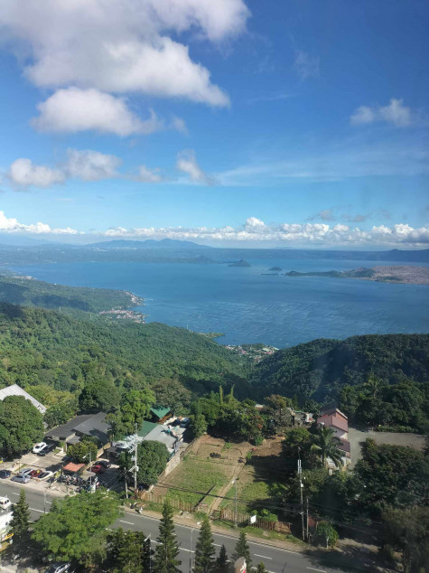 Overlooking Condo Unit With Taal View At SMDC Wind Residences Tagaytay