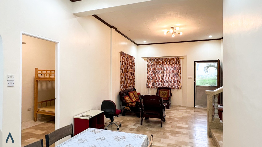 Furnished 5-Bedroom Residence With Parking - Multinational Village Parañaque