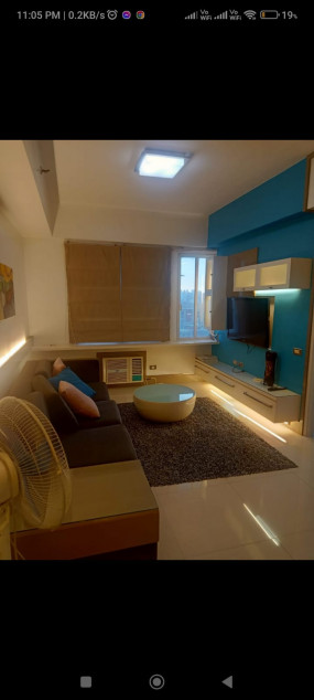 Renaissance 2000 1 BR In Meralco Avenue, Pasig