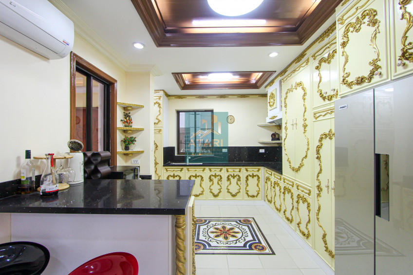 Spacious 4BR Haven: Prime House & Lot In Goldenville, Banawa Cebu City For Sale