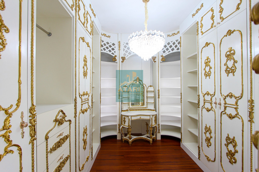 Spacious 4BR Haven: Prime House & Lot In Goldenville, Banawa Cebu City For Sale