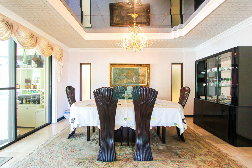 Exquisite 6-Bedroom Haven With Pool At Royale Cebu Estate For Sale