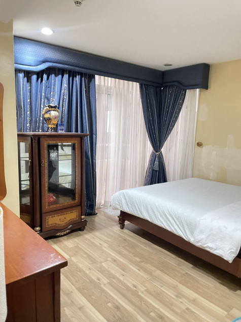 For Lease 2 Bedroom With Big Patio In BGC Taguig