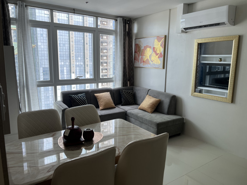 Fort Bonifacio BGC 2 BR For Rent