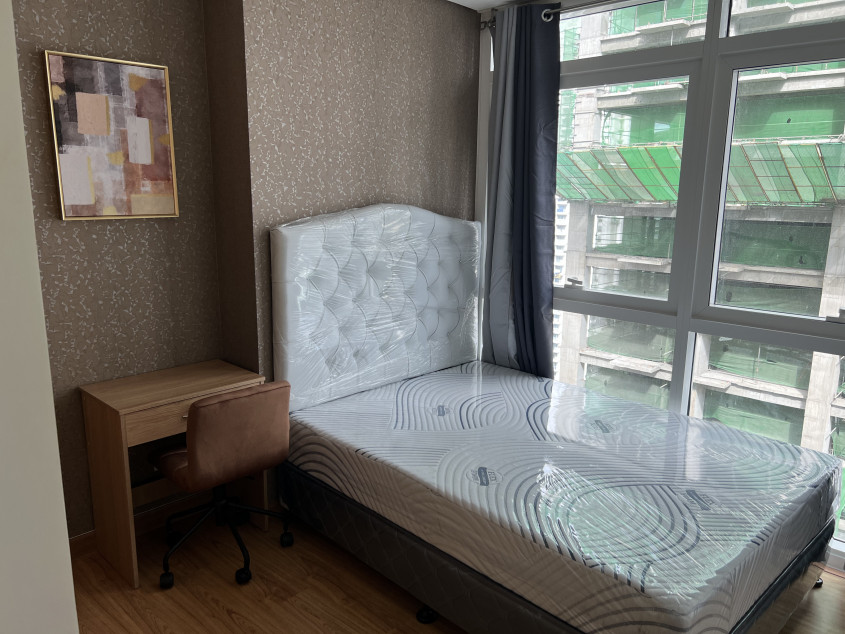 Fort Bonifacio BGC 2 BR For Rent