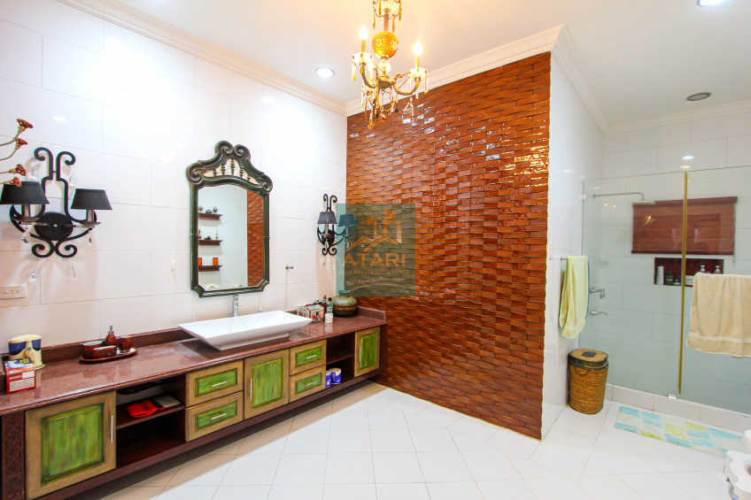 Luxurious Living: 7-Bedroom Mansion With Private Baths In Vista Grande Cebu City For Sale