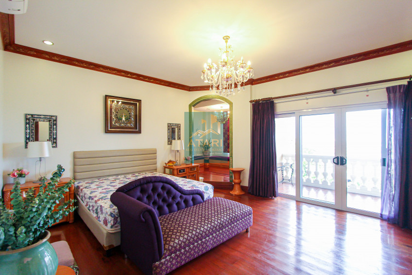 Luxurious Living: 7-Bedroom Mansion With Private Baths In Vista Grande Cebu City For Sale