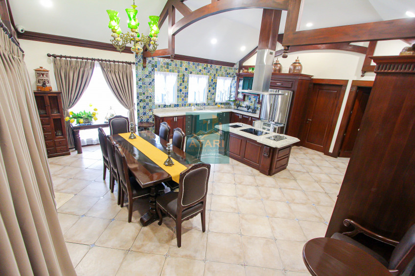 Luxurious Living: 7-Bedroom Mansion With Private Baths In Vista Grande Cebu City For Sale