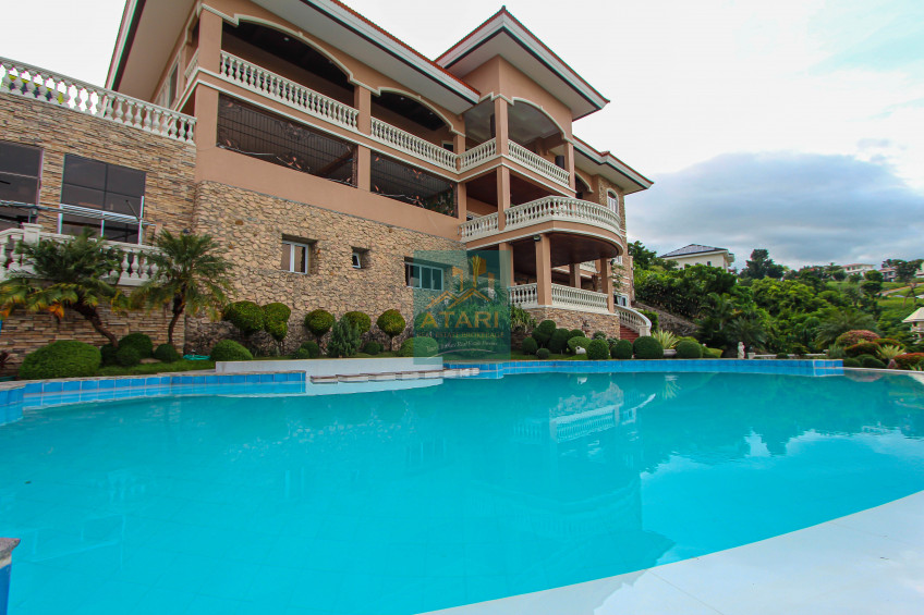 Luxurious Living: 7-Bedroom Mansion With Private Baths In Vista Grande Cebu City For Sale