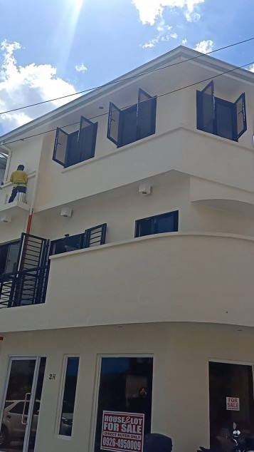 For Rent Residential And Commercial Space In Tandang Sora, Quezon City