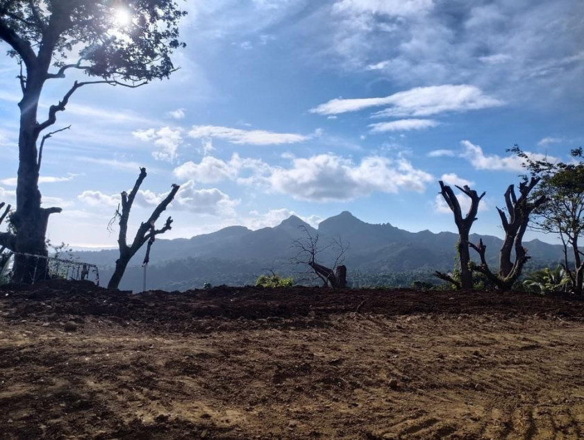 Vacant Lot With Amazing View Of Mount Batulao & Balayan Sea In Batangas