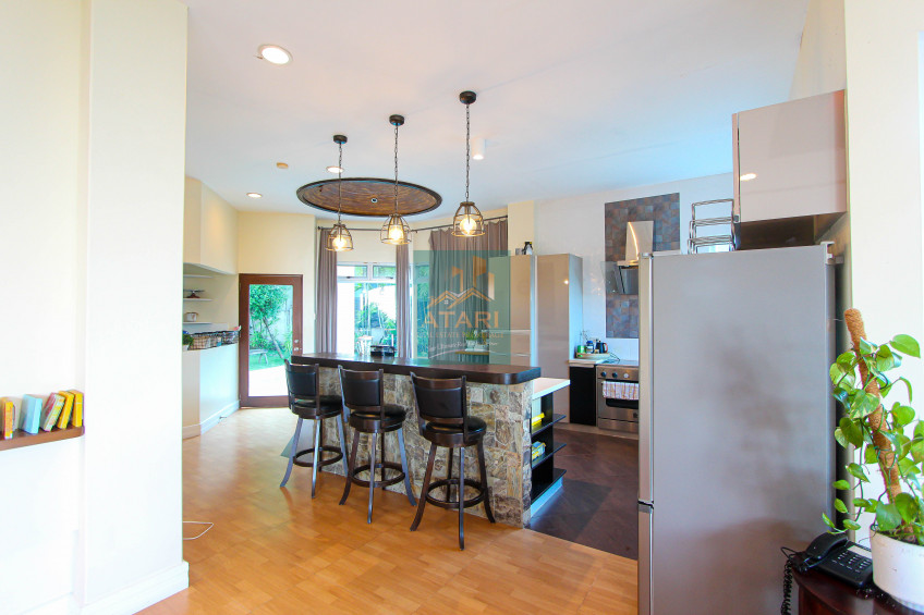 Luxurious 5-Bedroom House With Pool In Maria Luisa Estate For Sale Banilad, Cebu